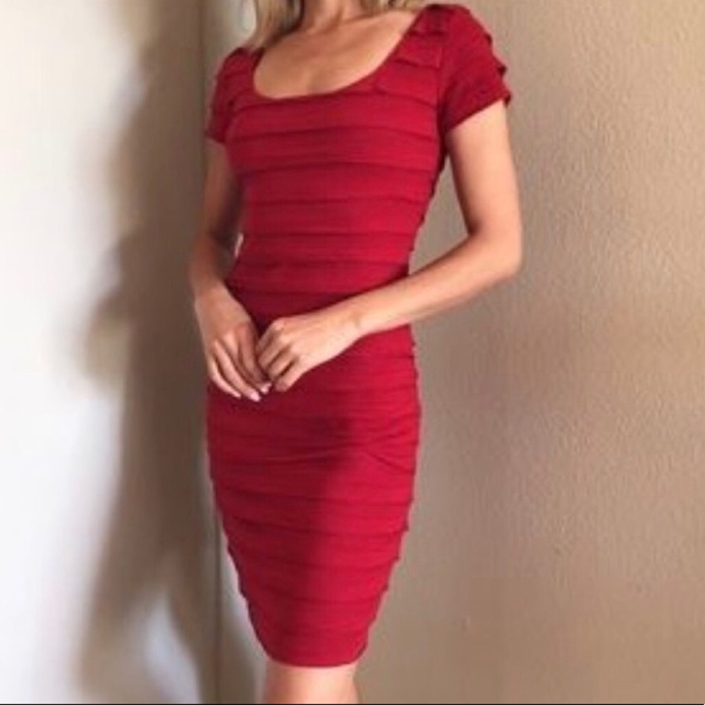 *Nordstrom NWT* red bodycon dress